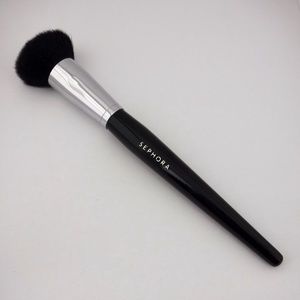 RARE Sephora Pro Buffing Brush #62